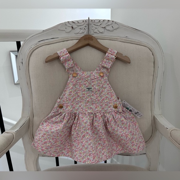 🤍 12 Mth Baby Girl Pink Floral Overall Dress With Heart Pocket by Oshkosh NWT - Picture 8 of 9